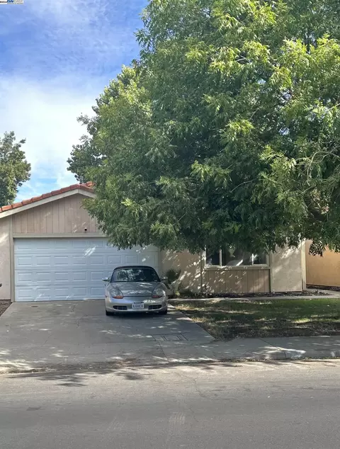 837 W Union Ave, Modesto, CA 95356 photo 1