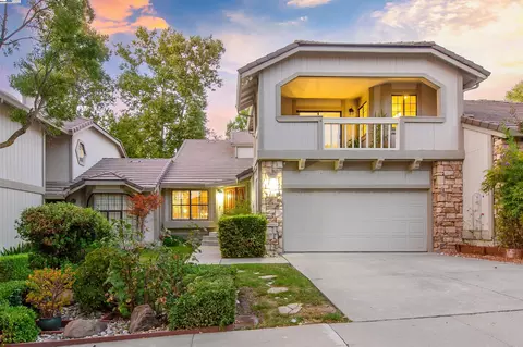 816 Waverly Cmm, Livermore, CA 94550