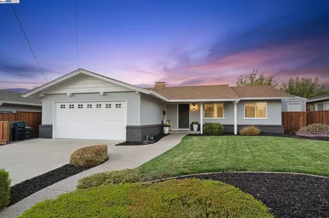 608 Caliente Ave, Livermore, CA 94550