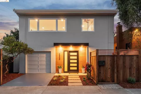 2824 Wallace St, Berkeley, CA 94702 photo 1