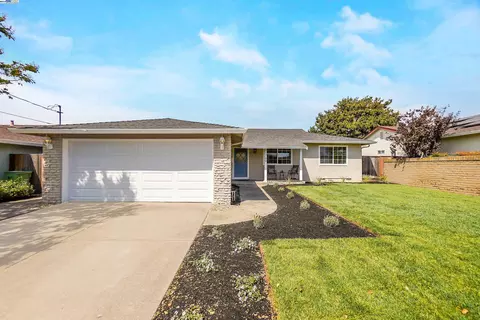 1769 Finch Ct, Hayward, CA 94545