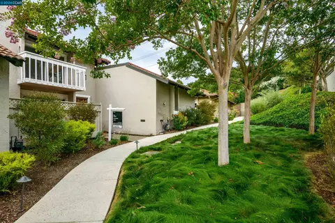 1479 Camino Peral, Moraga, CA 94556 photo 1
