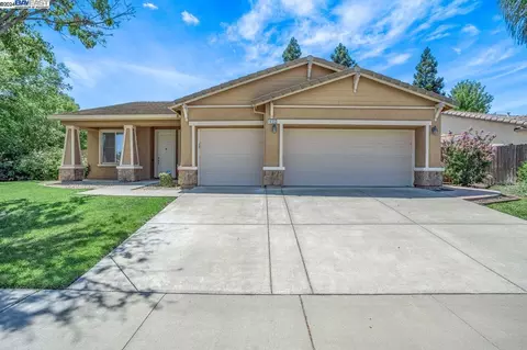 1935 Kingston Dr, Dixon, CA 95620 photo 1