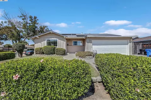 4595 Hilo St, Fremont, CA 94538 photo 1