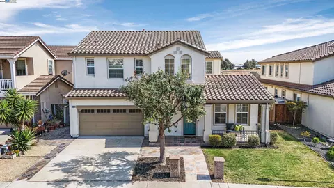 29144 Marshbrook Dr, Hayward, CA 94545 photo 1
