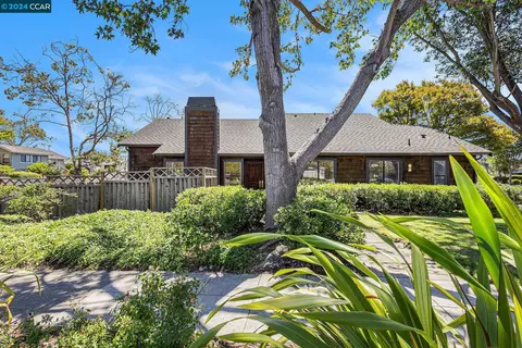 230 Basinside Way, Alameda, CA 94502 photo 1