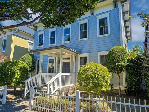 1243 Promenade St, Hercules, CA 94547