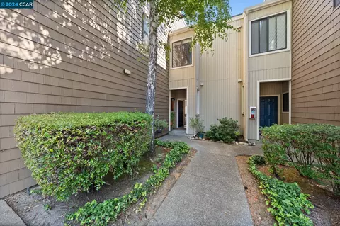 449 Pine Ridge Dr, San Ramon, CA 94582