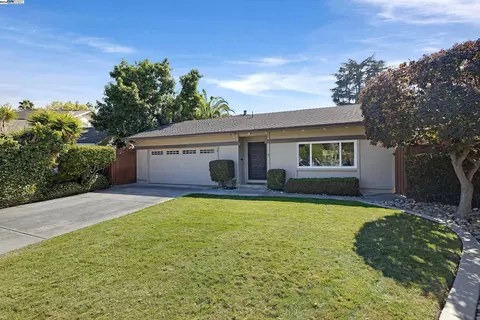 2411 Eva Ct, Campbell, CA 95008 photo 1