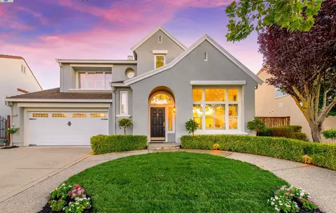 9684 Velvet Leaf Cir, San Ramon, CA 94582