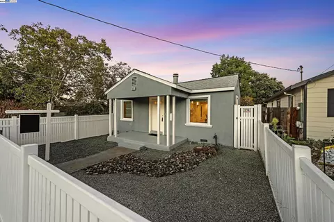 1020 Delacy Ave, Martinez, CA 94553 photo 1