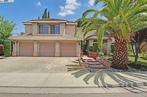 1925 Tahoe Cir, Tracy, CA 95376 photo 1