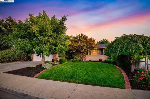 881 Los Alamos Ave, Livermore, CA 94550