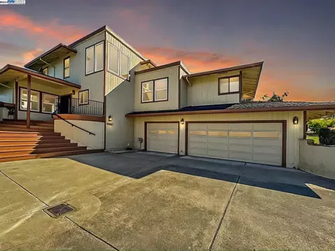 43562 Excelso Dr, Fremont, CA 94539