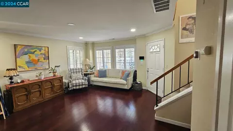 203 Devonwood, Hercules, CA 94547 photo 1