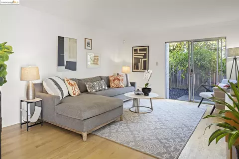 59 Villa Dr, San Pablo, CA 94806