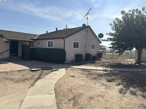 28141 Two Rivers Rd, Manteca, CA 95337 photo 1