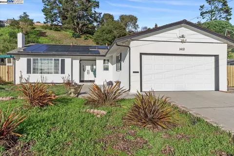 1410 Wallace Ct, Pinole, CA 94564