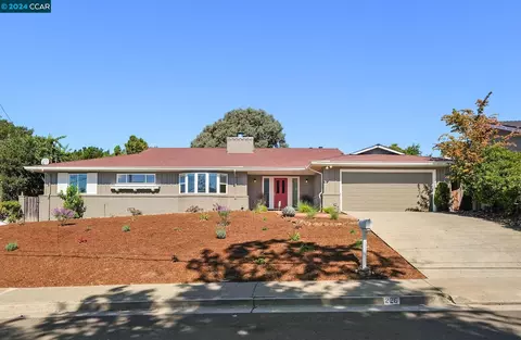 226 Sequoyah View Dr, Oakland, CA 94605