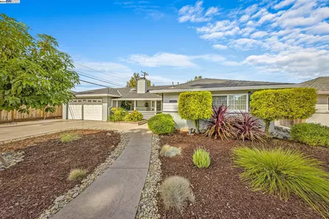 2353 Warburton Ave, Santa Clara, CA 95050