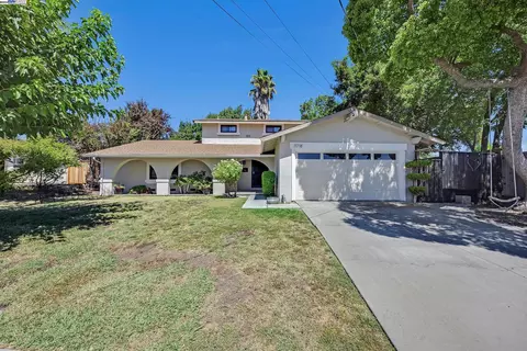 11718 Los Ranchitos, Dublin, CA 94568 photo 1