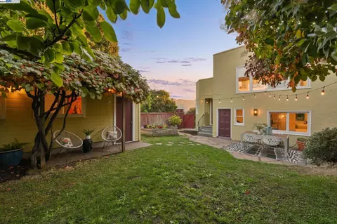 907 Carmel Ave, Albany, CA 94706