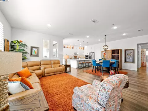 1949 Kilowatt Way #301, Fremont, CA 94539