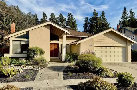 430 Jacaranda Dr, Fremont, CA 94539 photo 1