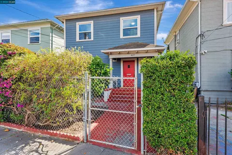 827 34th St, Oakland, CA 94608