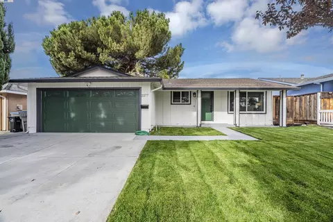 2277 Pentland Way, San Jose, CA 95148