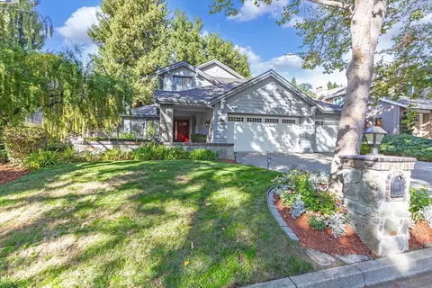 525 Buttonwood Dr, Danville, CA 94506 photo 1