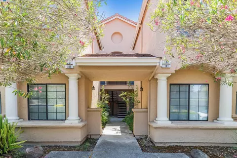 5002 Lakeview Dr #201, San Ramon, CA 94582