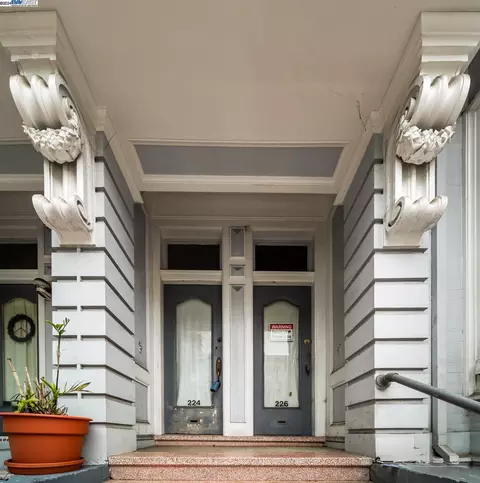 224-226 Clayton St, San Francisco, CA 94117