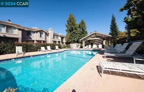 1725 Geary Rd, Walnut Creek, CA 94597