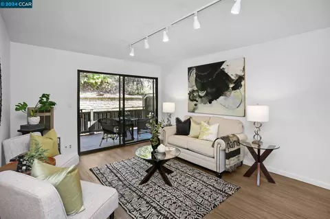 1407 Marchbanks Dr #1, Walnut Creek, CA 94598