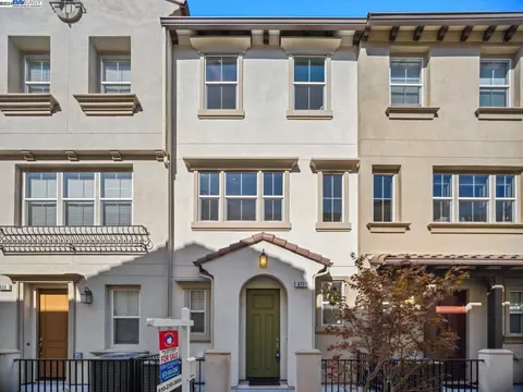 671 Barcelona Loop, Milpitas, CA 95035 photo 1