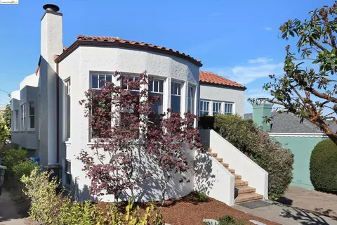 2711 34th Ave, San Francisco, CA 94116