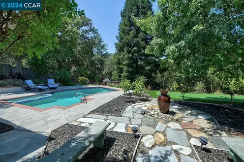 123 Post Rd, Alamo, CA 94507 photo 1