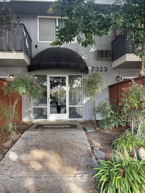 7323 Starward #6, Dublin, CA 94568 photo 1
