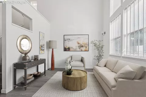 2453 Savannah Ct, Oakland, CA 94605
