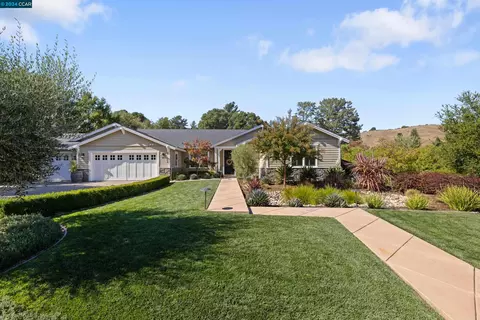 8 Kimberly Dr, Moraga, CA 94556 photo 1