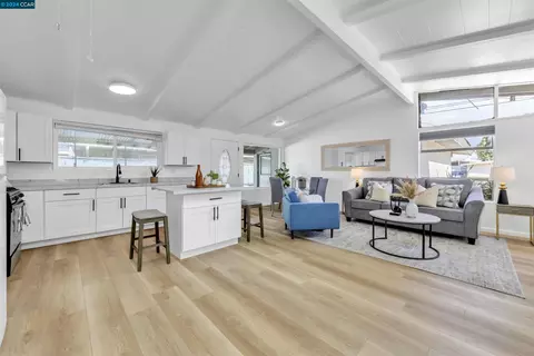 27239 Capri Ave, Hayward, CA 94545 photo 1