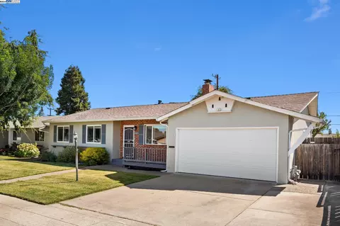 7917 Bristol Rd, Dublin, CA 94568 photo 1