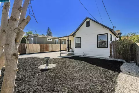 1037 Lewis Ave, Vallejo, CA 94591 photo 1