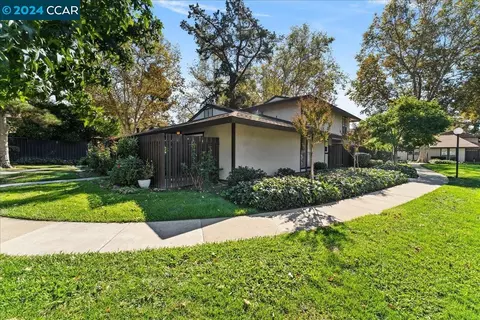 5453 Roundtree Pl #D, Concord, CA 94521 photo 1