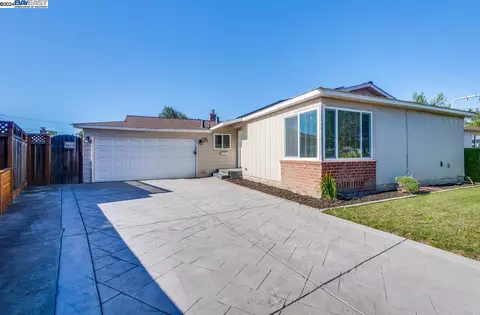 35473 Cleremont Dr, Newark, CA 94560 photo 1