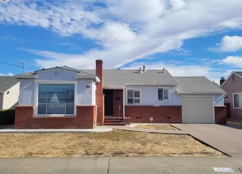 15212 Farnsworth St, San Leandro, CA 94579