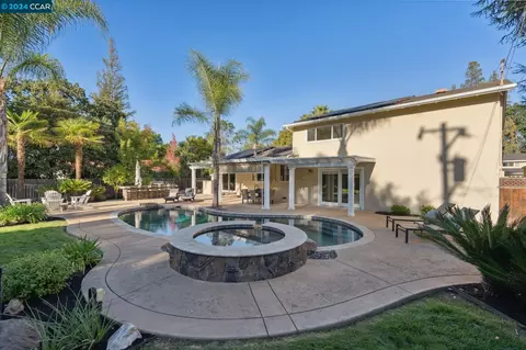 3122 Sugarberry Ct, Walnut Creek, CA 94598