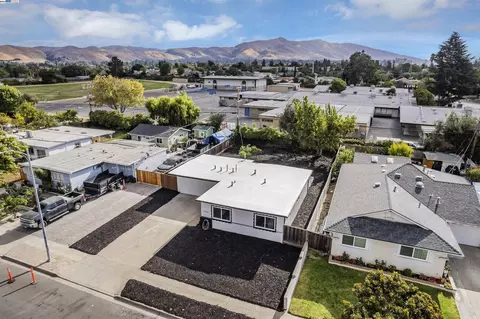 3366 Mission Vw, Fremont, CA 94538