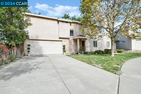 957 Country Run Dr, Martinez, CA 94553